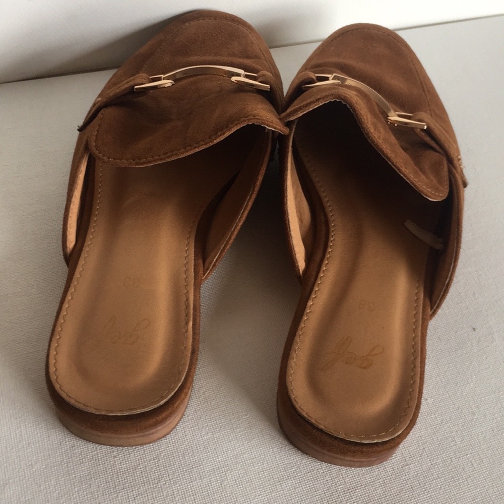 Flat Mules - Picture 2 of 6